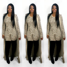 Load image into Gallery viewer, Leopard Duster Set